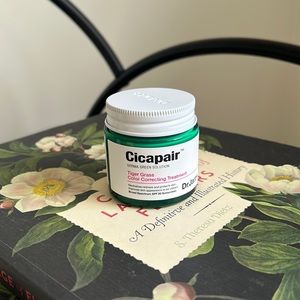 Dr. Jart+ cicapair tiger grass color correcting treatment